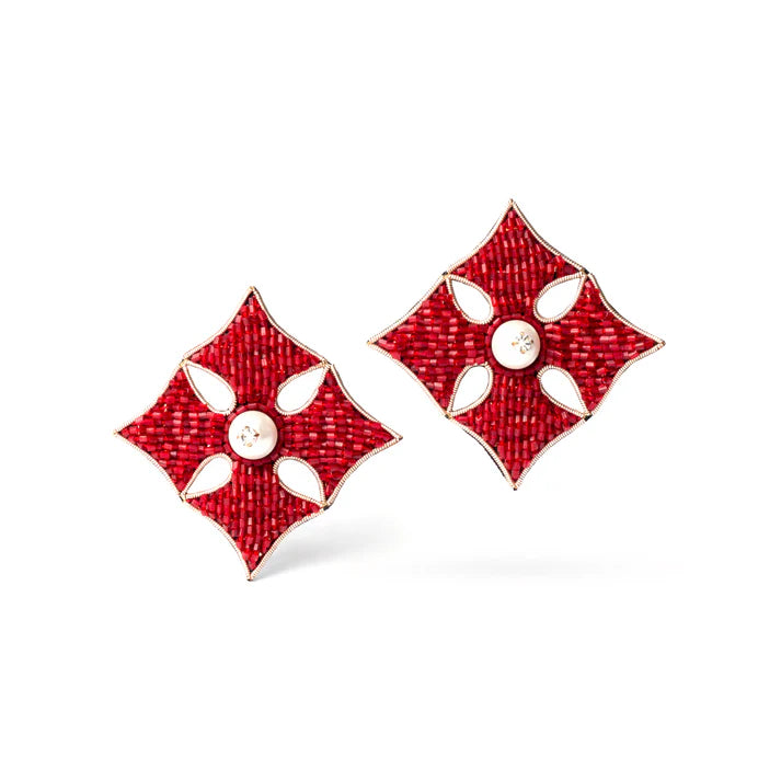 Macro Diamond Stud Earrings - Reynara Jewelry | Queen Jewelry