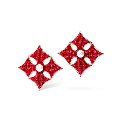 Macro Diamond Stud Earrings - Reynara Jewelry | Queen Jewelry