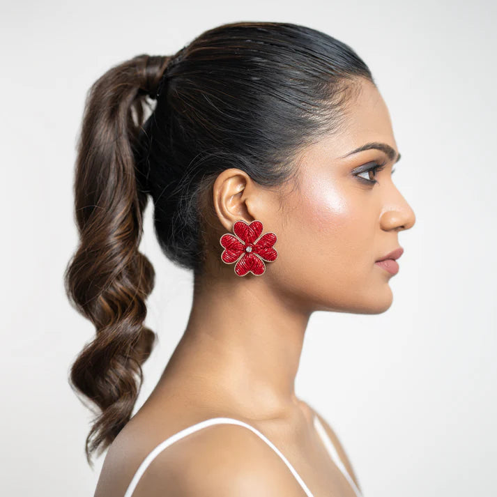 Macro Heart Stud Earrings - Reynara Jewelry | Queen Jewelry